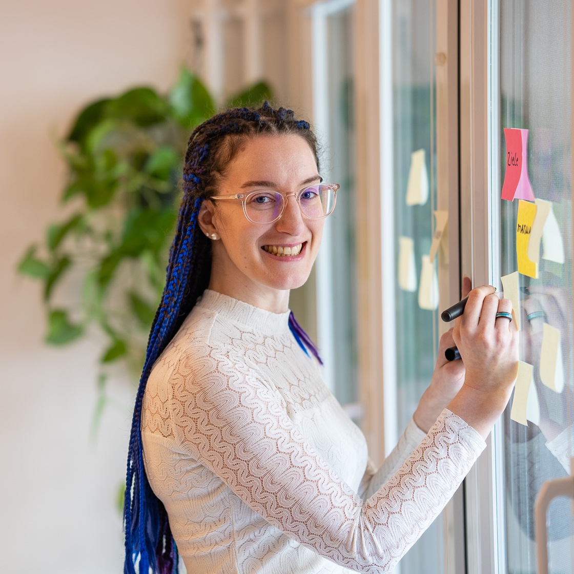 2025-10 Elisabeth Ignasiak-16 square