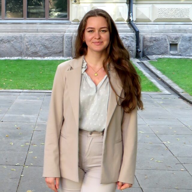 Anja Pfaffinger 7 square Anja Pfaffinger 7 square